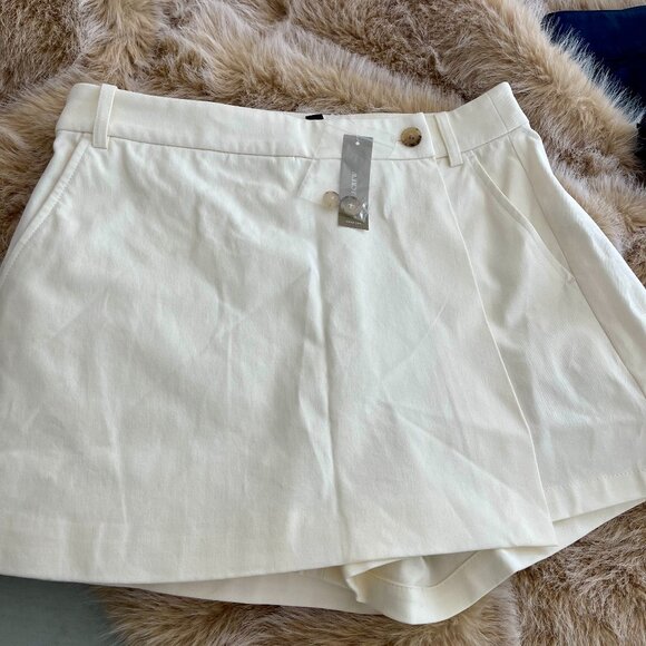 JCREW NWT WOMENS SKORT SIZE 6 - Picture 1 of 4